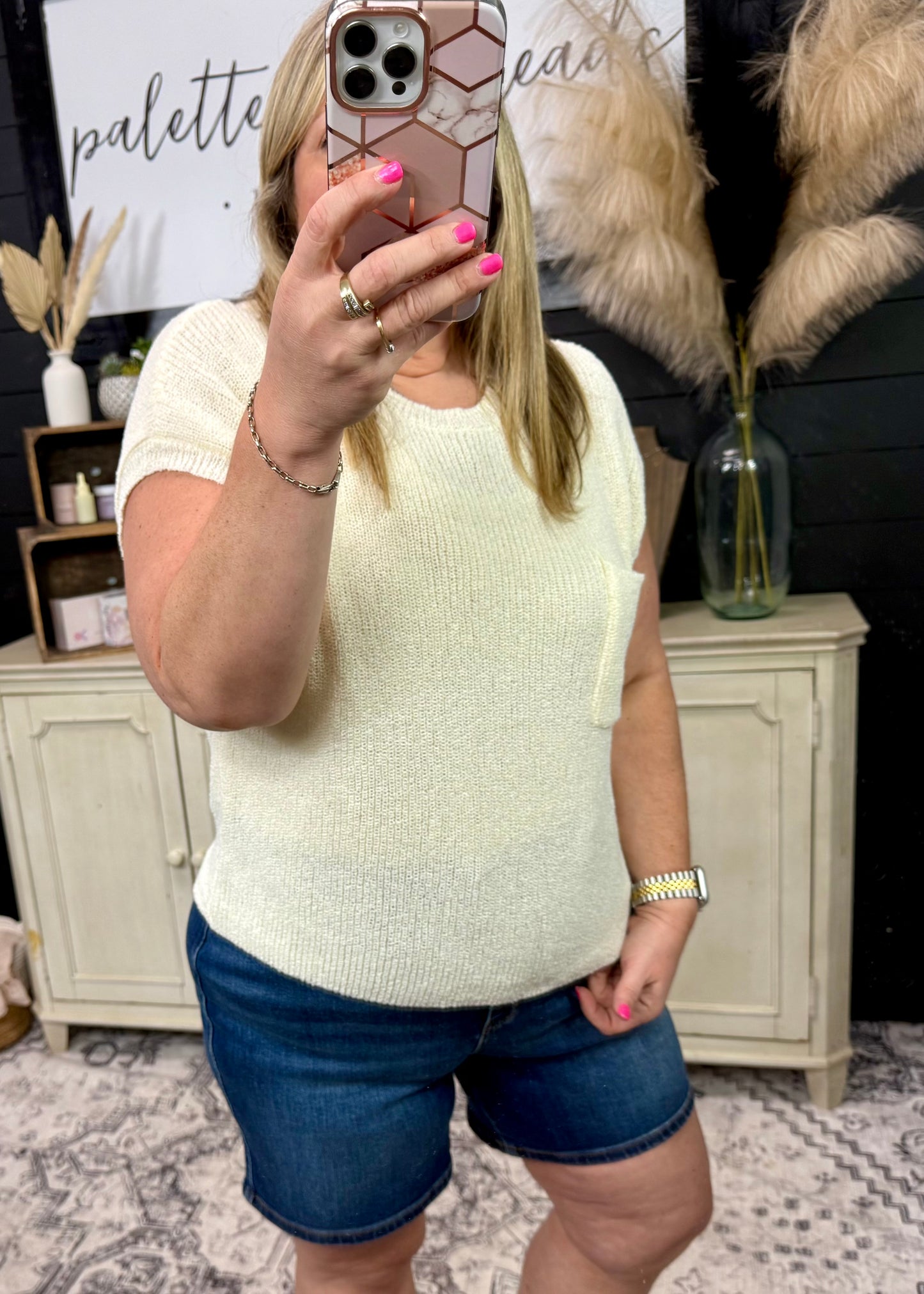 CREWNECK SHORT SLEEVE BATWING SWEATER WITH POCKET