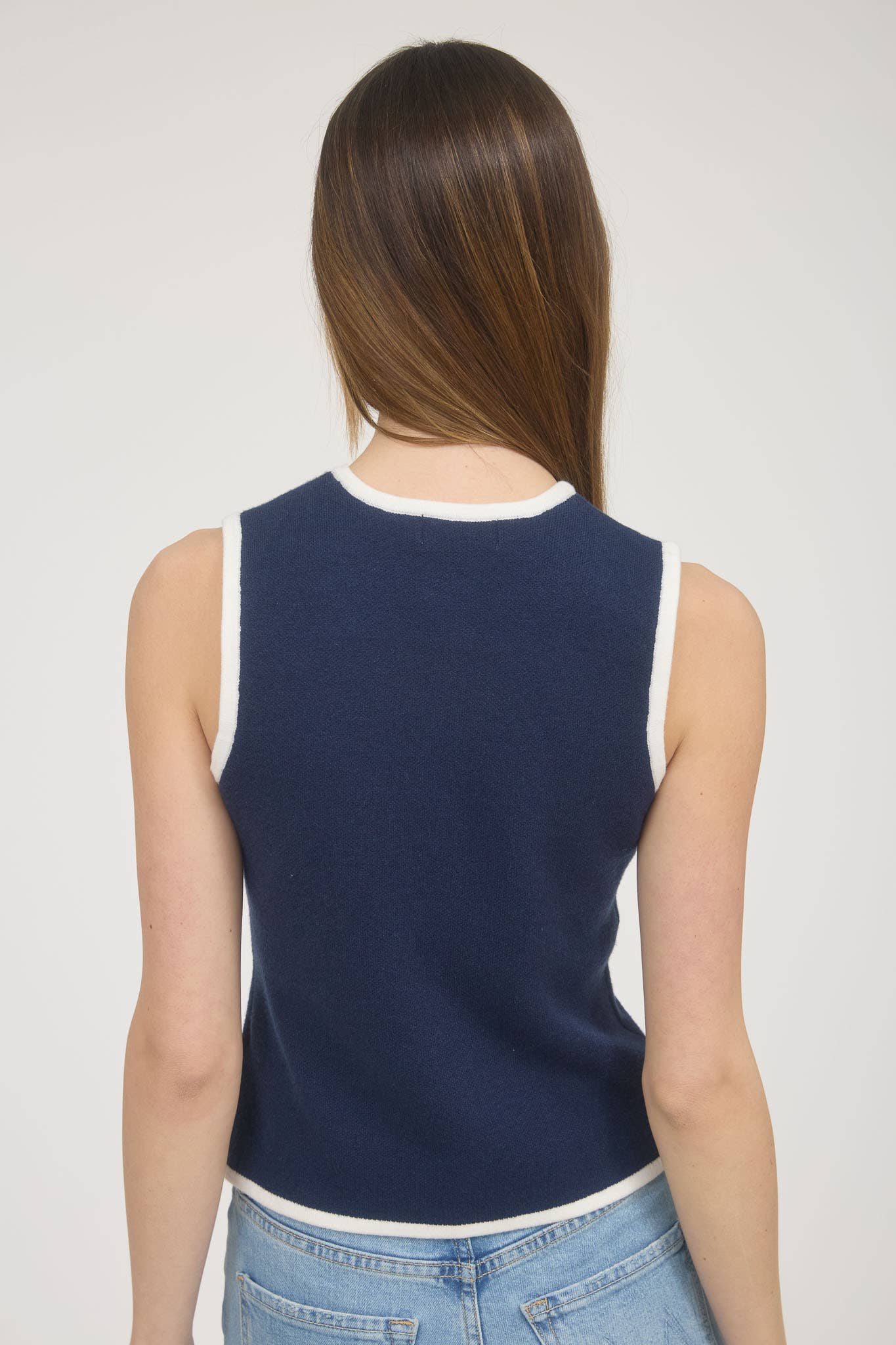 CONTRAST TRIM DETAIL GOLD BUTTON SWEATER VEST: NAVY