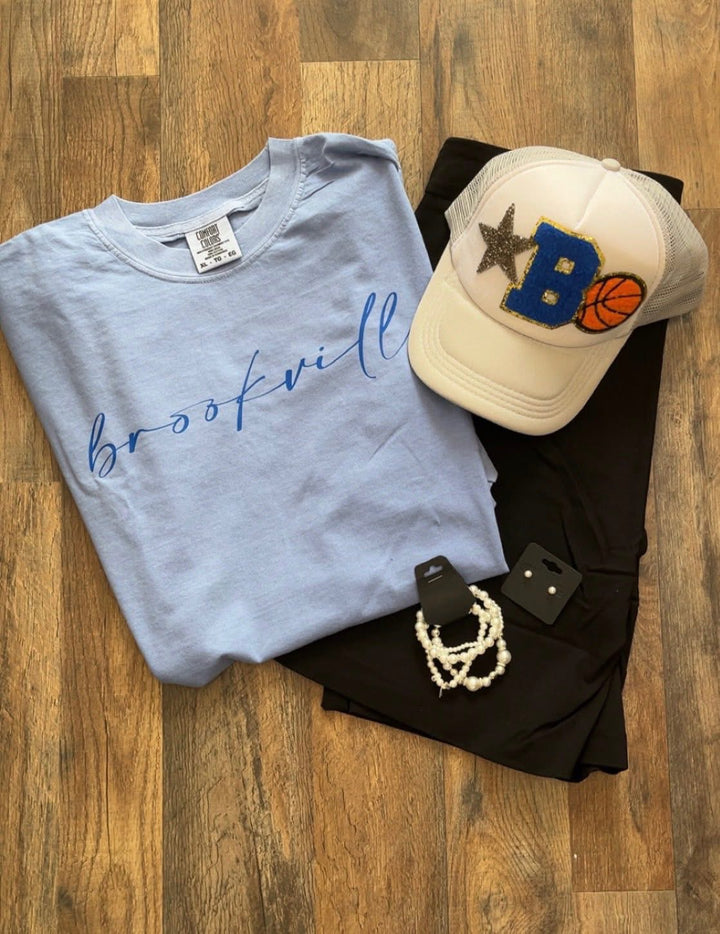 CUSTOM CURSIVE GRAPHIC TEE