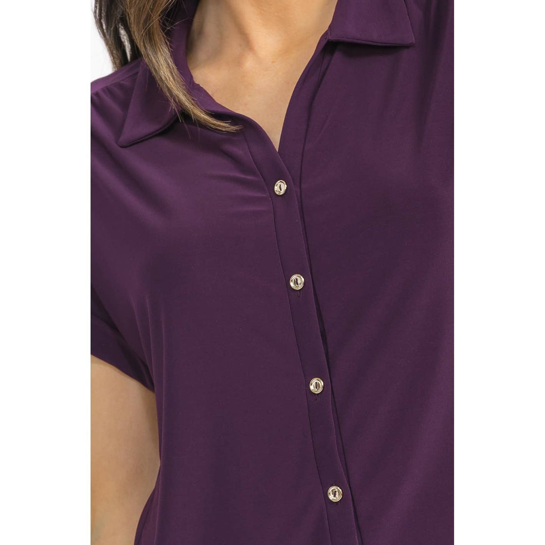 BUTTON DOWN COLLARED SHIRT : Plum