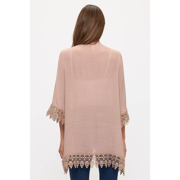 CROCHET LACE OPEN FRONT KIMONO: TAUPE