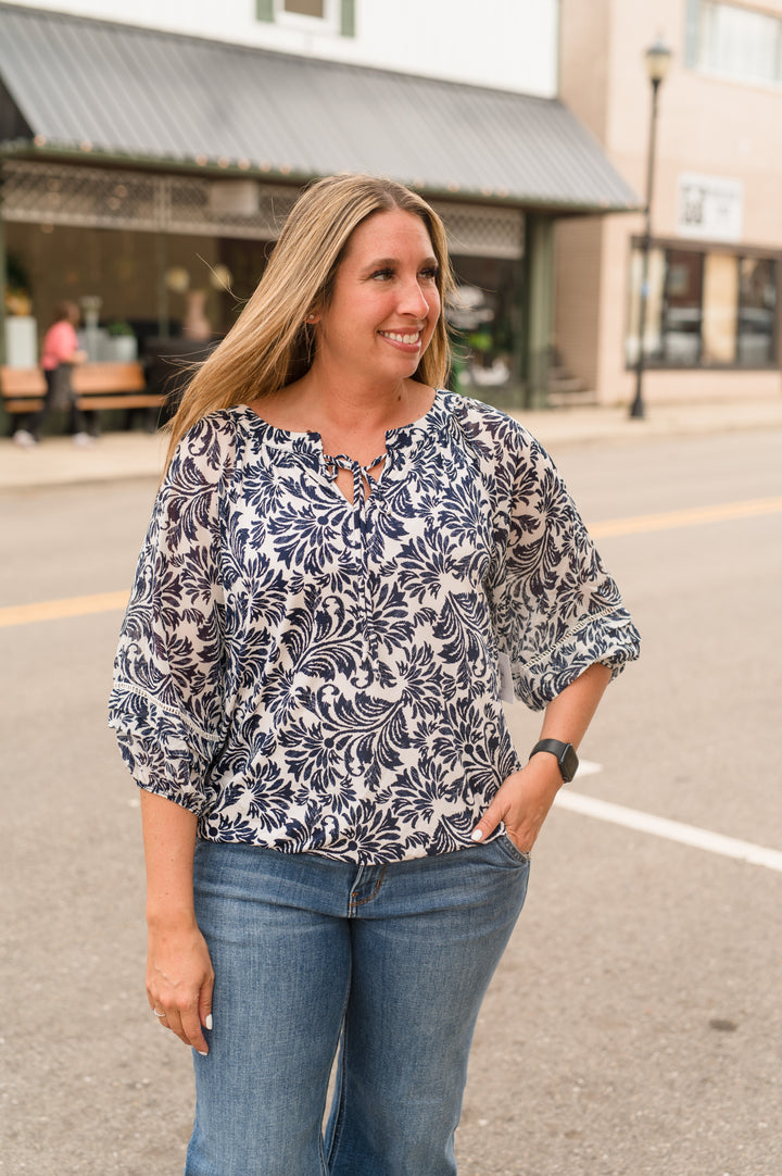 FLORAL MIX MEDIA LATTICE DETAIL BUBBLE HEM PEASANT: Cream/Navy